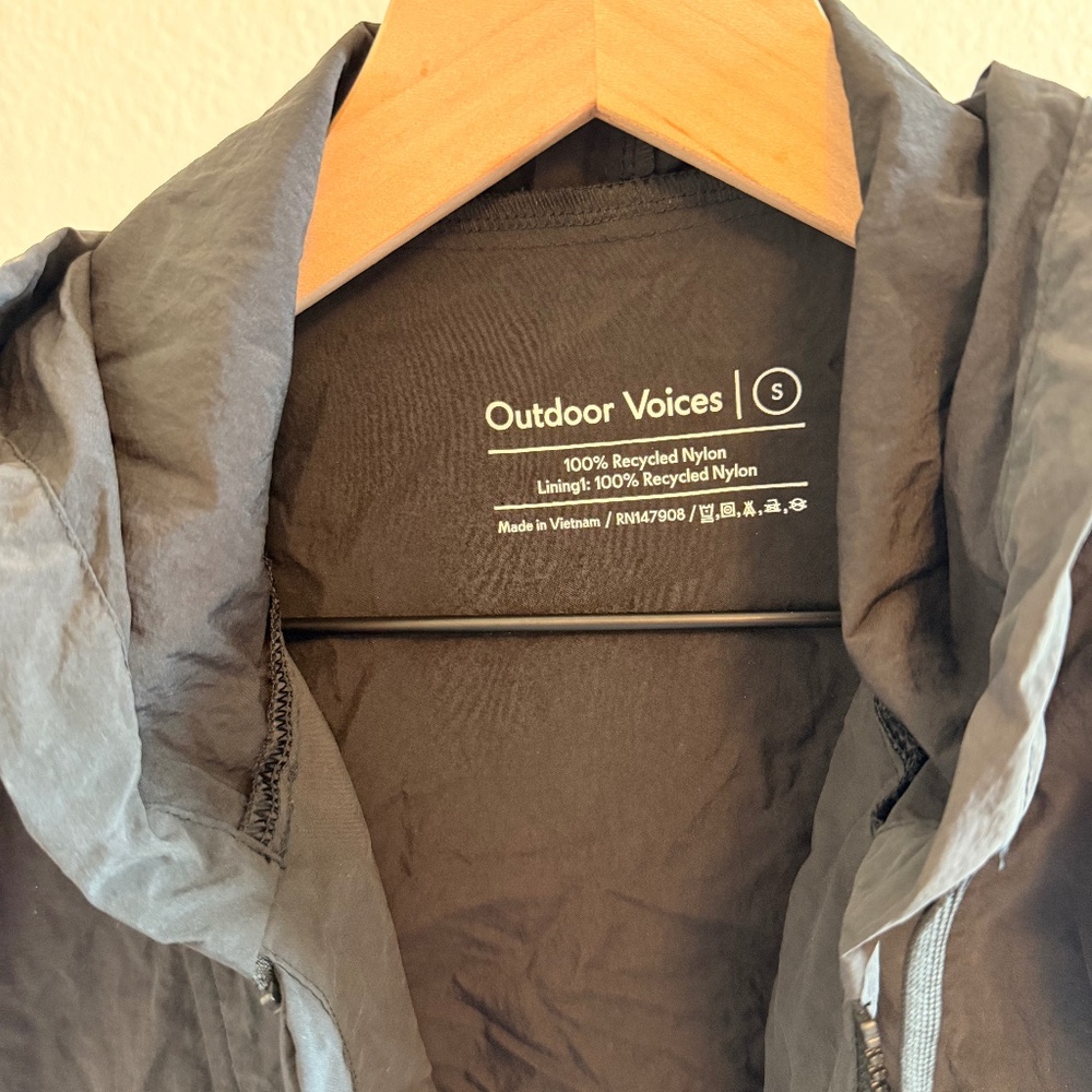 Outdoor Voices Black Windbreaker Jacket View 2